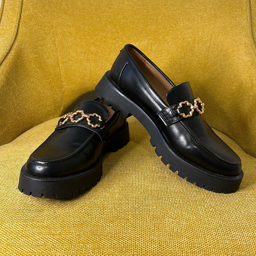 Sam & Libby chunky loafers perfect for fall! Size 9